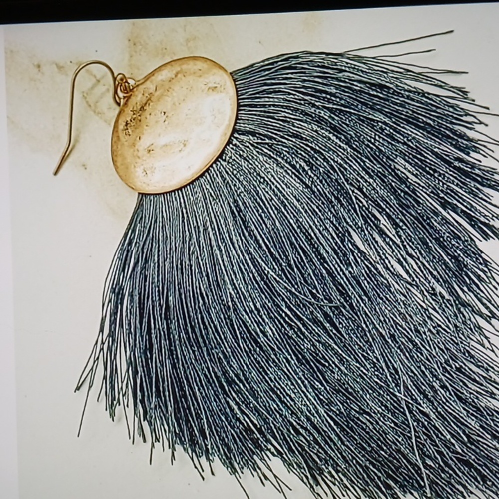 Reserved For ThisHermitCrab Dark Gray tassle earrings - Picture 3 of 3